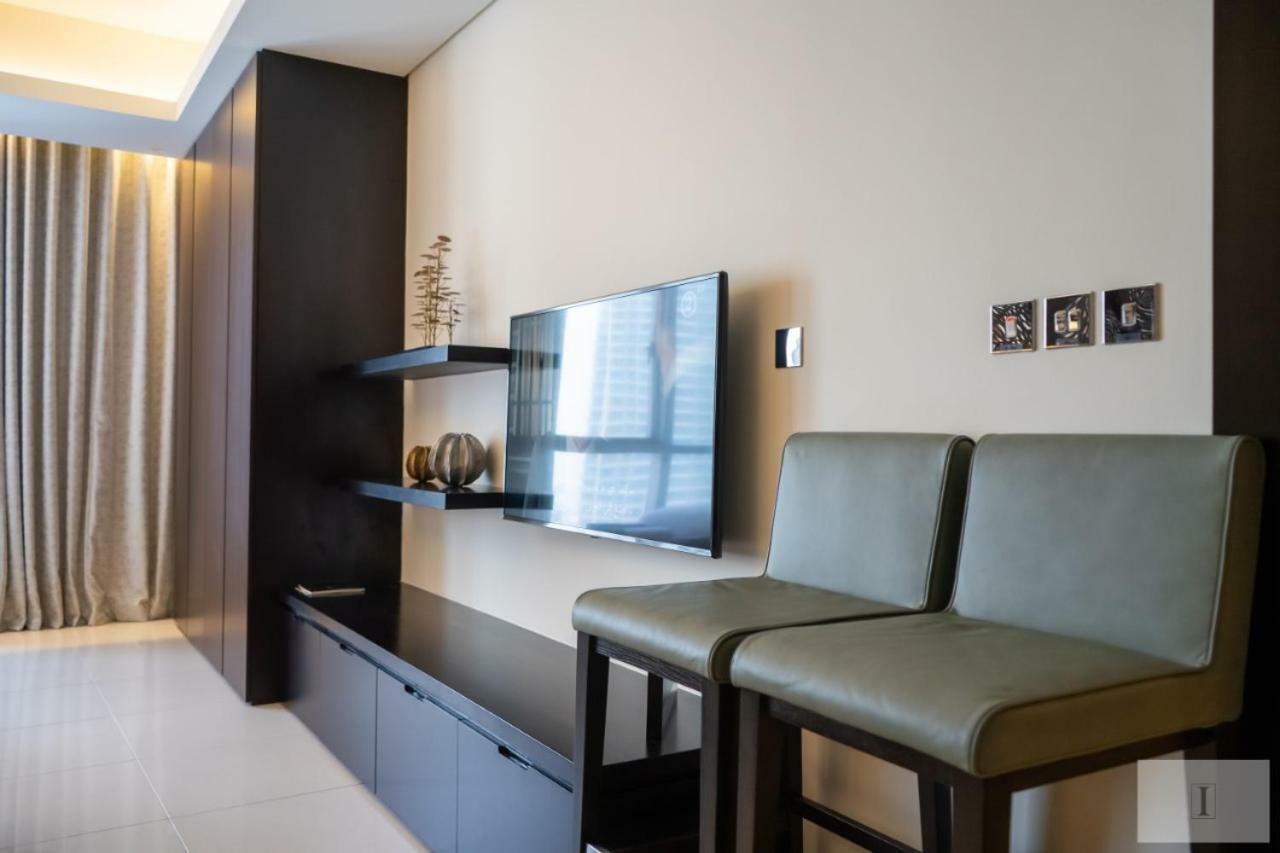 In The Address Downtown Apartment *