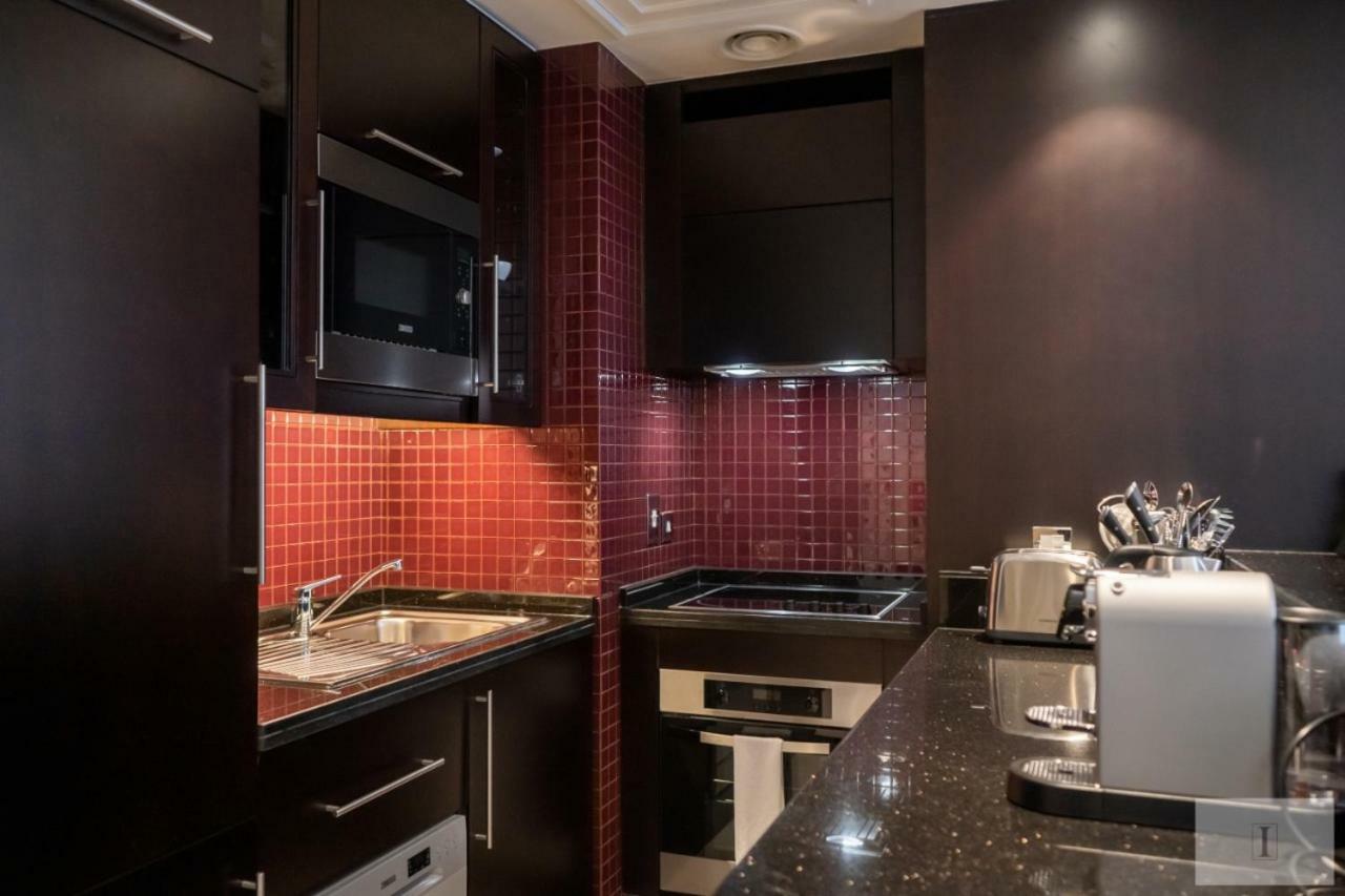Apartment In The Address Downtown